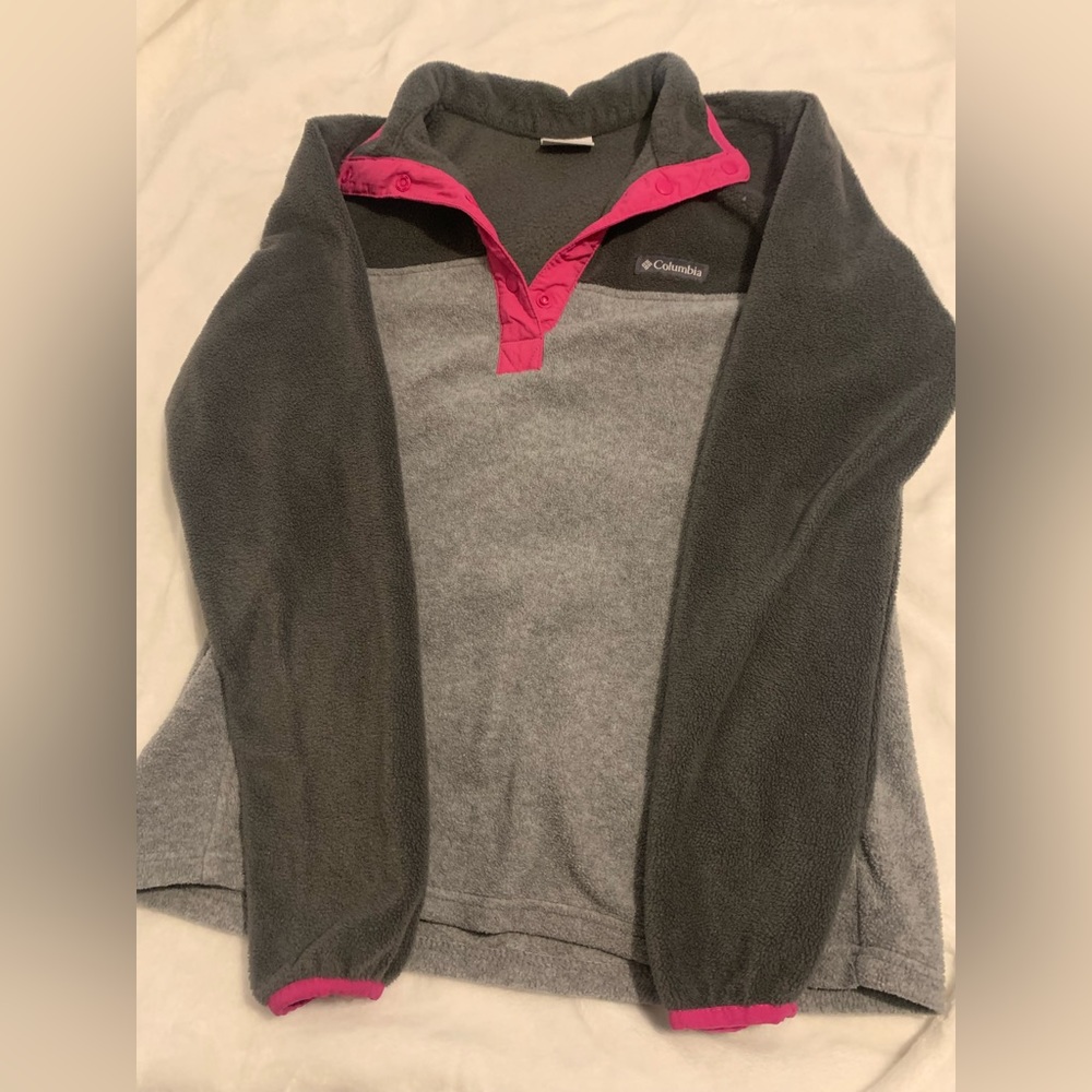 Columbia sweater